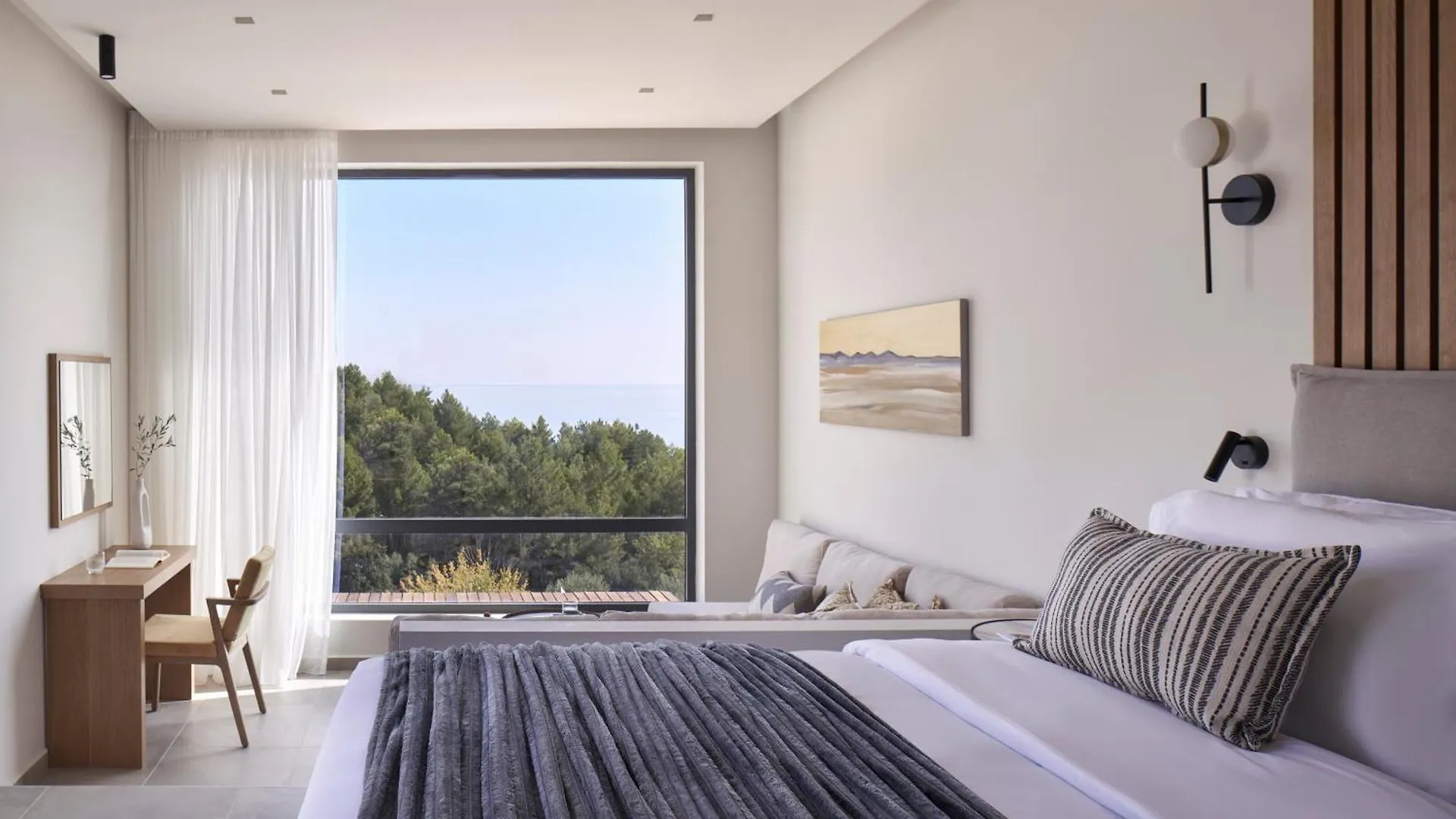 Отель Celestial All Suites Afrato